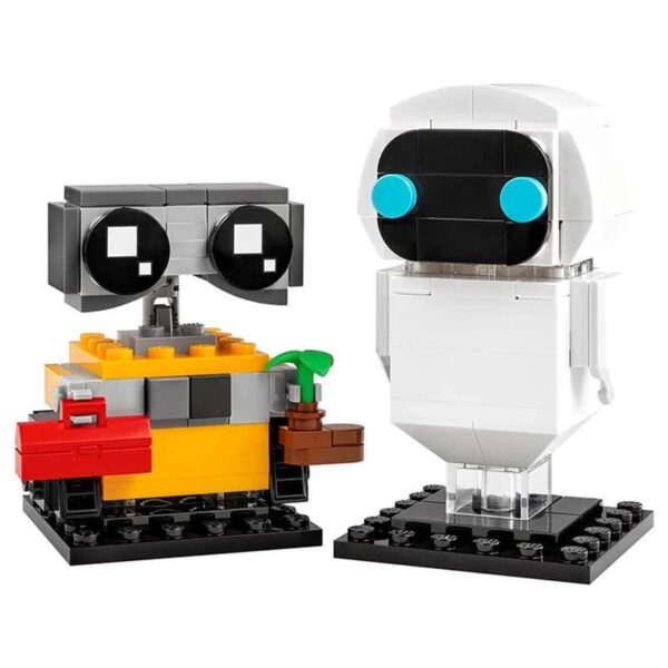 a couple of Robot Building Blocks